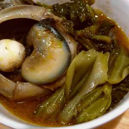 Mắt cá ngừ om dưa cải