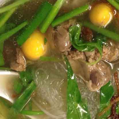 Lòng gà nấu miến